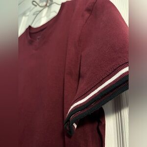 Burgundy Unisex medium V neck tshirt